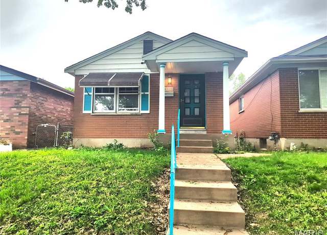 Property at 4110 E Iowa Ave, St Louis, MO 63118, 3 beds, 2 baths
