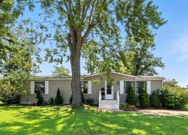 Property at 6156 Sunset Dr, Cedar Hill, MO 63016, 3 beds, 2 baths