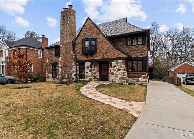 Property at 7744 Davis Dr, Clayton, MO 63105, 4 beds, 2.5 baths