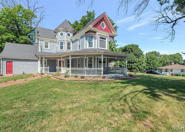 Property at 100 Lewis St, Troy, MO 63379, 4 beds, 2.5 baths