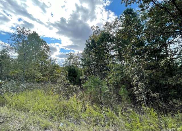 Property at 13 Woodland Hts W, Poplar Bluff, MO 63901