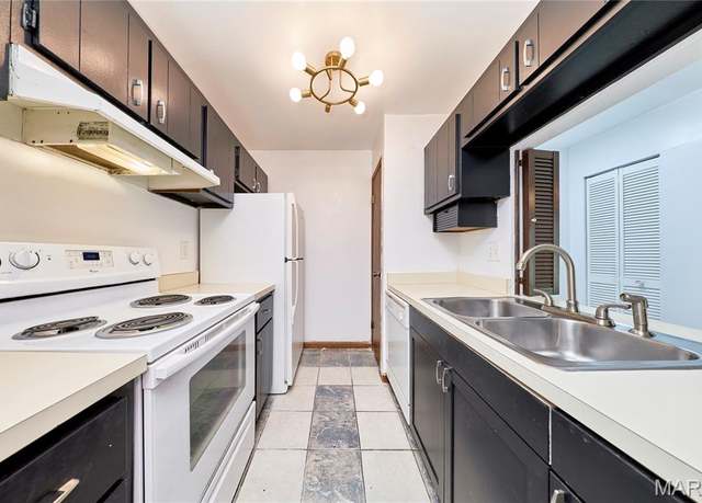 Property at 4222 Kay Ln #2, St Louis, MO 63123, 2 beds, 1 bath
