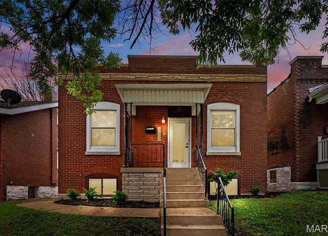 Property at 4404 Ellenwood, St Louis, MO 63116, 4 beds, 2 baths