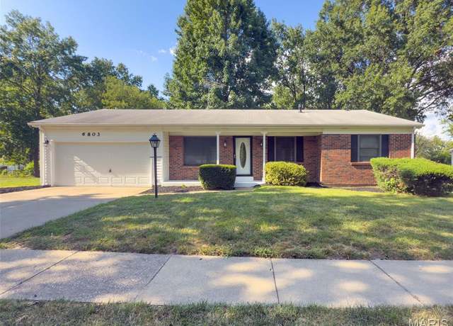 Property at 6803 Foxbend Ct, Florissant, MO 63033, 3 beds, 2 baths