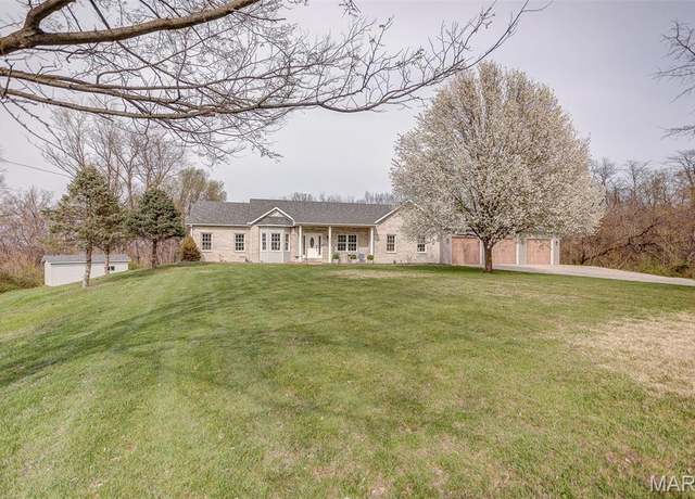 Property at 8525 Rosenheim Estates Dr, Edwardsville, IL 62025, 4 beds, 3 baths