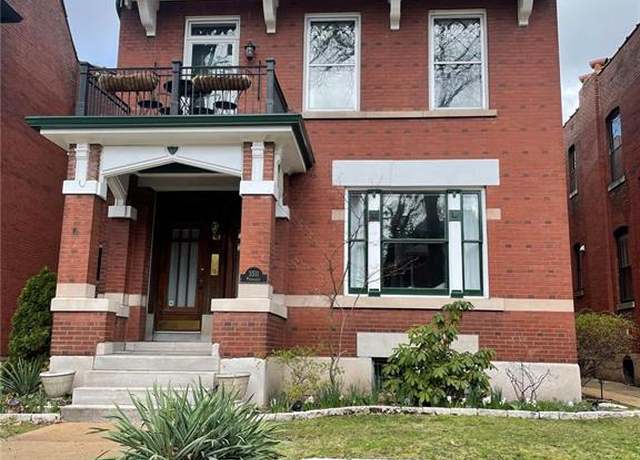 Property at 3511 Pestalozzi St, St Louis, MO 63118, 4 beds, 3 baths