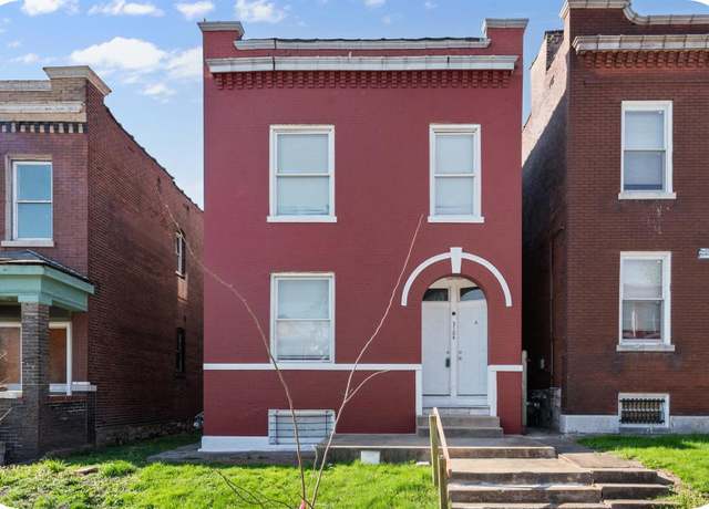 Property at 3104 Keokuk St, St Louis, MO 63118, 6 beds, 2 baths