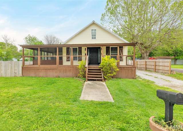 Property at 212 Indiana Ave, South Roxana, IL 62087, 3 beds, 1 bath