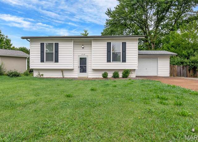 Property at 1713 Barbara Dr, St Charles, MO 63303, 3 beds, 2 baths
