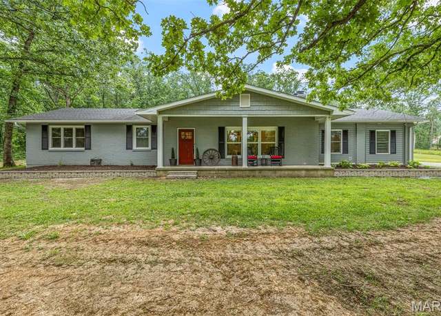 Property at 1925 H Hwy, Farmington, MO 63640, 3 beds, 3 baths