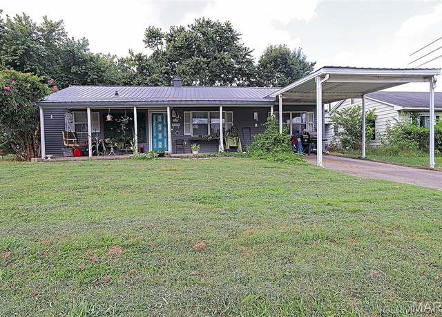 Property at 509 Blanche St, Jackson, MO 63755, 3 beds, 2 baths