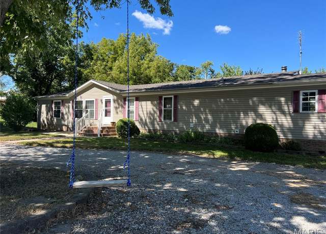 Property at 10252 Highway C, Frohna, MO 63748, 4 beds, 2 baths