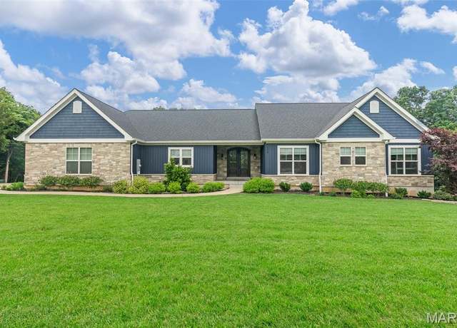 Property at 116 Brian Trl, Arnold, MO 63010, 5 beds, 3.5 baths