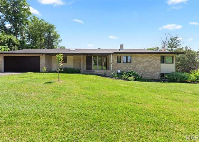 Property at 1 Morwood Ln, St Louis, MO 63141, 4 beds, 2.5 baths