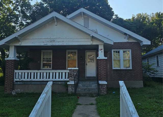 Property at 528 N Fountain St, Cape Girardeau, MO 63701, 3 beds, 1 bath