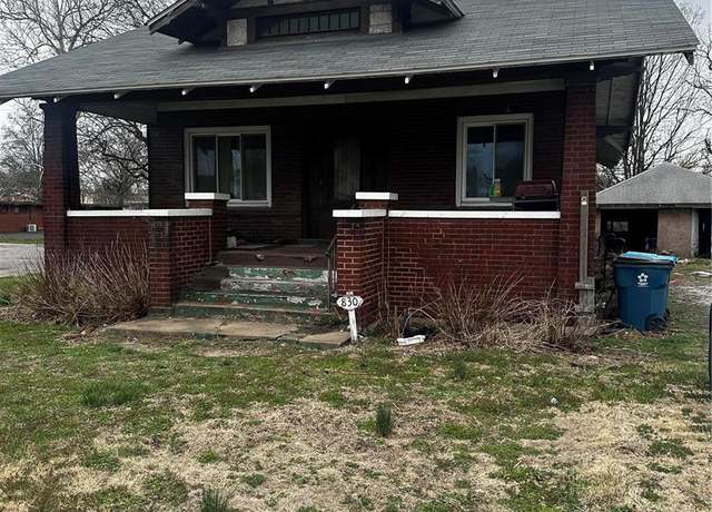 Property at 830 N Wood River Ave, Wood River, IL 62095, 2 beds, 1 bath