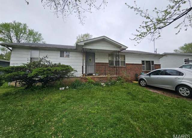 Property at 206 Sunset Rd, Dixon, MO 65459, 3 beds, 1 bath