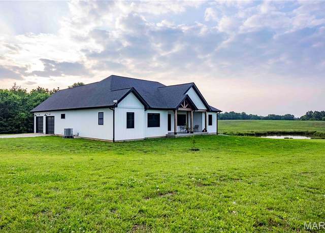 Property at 8124 Highway K, Middletown, MO 63359, 3 beds, 2 baths