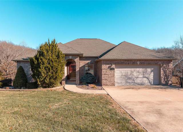 Property at 113 Locust Ct, St Robert, MO 65584, 4 beds, 3 baths