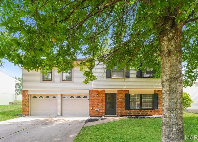 Property at 3124 Pinebrook Dr, Arnold, MO 63010, 3 beds, 1.5 baths