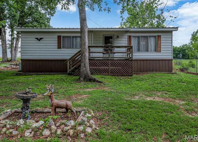 Property at 19695 Laverne Dr, Warrenton, MO 63383, 2 beds, 1 bath