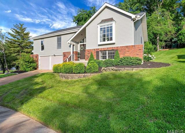 Property at 602 Valley Point Ln, Unincorporated, MO 63021, 3 beds, 3 baths