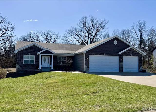 Property at 140 Shumard Oak Dr, Troy, MO 63379, 5 beds, 3 baths