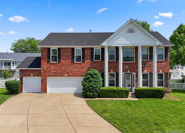 Property at 18 The Crossings Ct, O'fallon, MO 63366, 4 beds, 2.5 baths