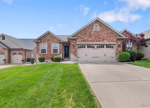 Property at 205 Stephanie Lynn Ct, Wentzville, MO 63385, 2 beds, 2.5 baths