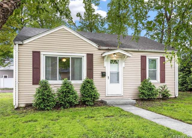 Property at 123 E Charter St, Troy, IL 62294, 1 bed, 1 bath