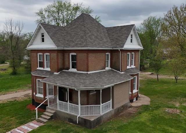 Property at 203 S B St, Bonne Terre, MO 63628, 4 beds, 1 bath