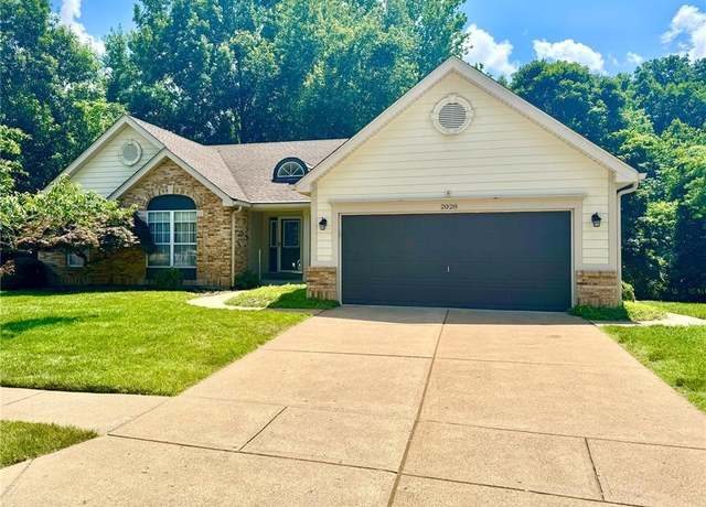 Property at 2028 During Dr, Arnold, MO 63010, 3 beds, 2.5 baths