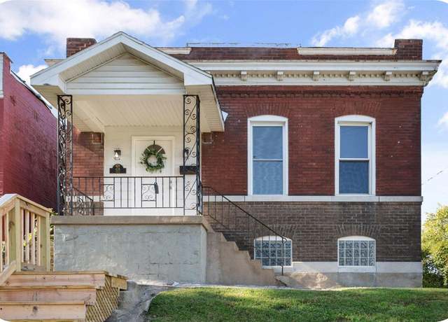 Property at 426 Hurck St, St Louis, MO 63111, 2 beds, 1.5 baths