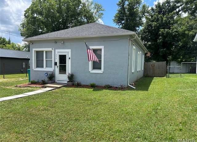 Property at 239 N Center St, Sullivan, MO 63080, 3 beds, 1 bath