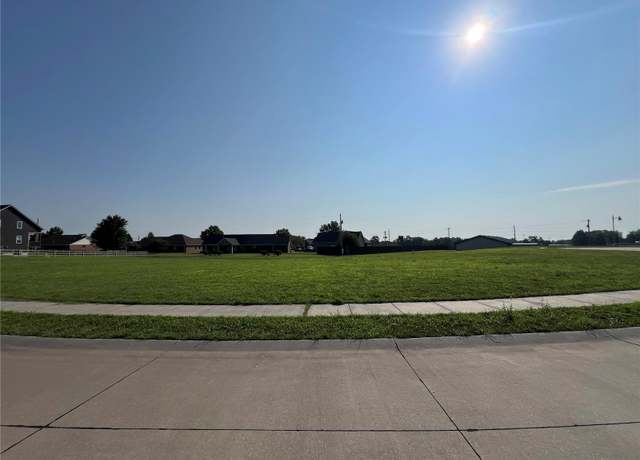 Property at 1662 Redbud Ct, Perryville, MO 63775