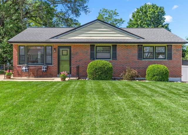 Property at 10752 Faraday Dr, St Louis, MO 63123, 3 beds, 2 baths