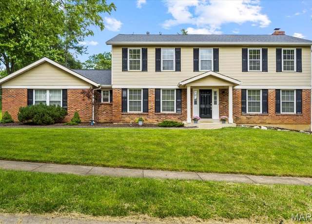 Property at 14217 Dinsmoor Dr, Chesterfield, MO 63017, 4 beds, 3 baths