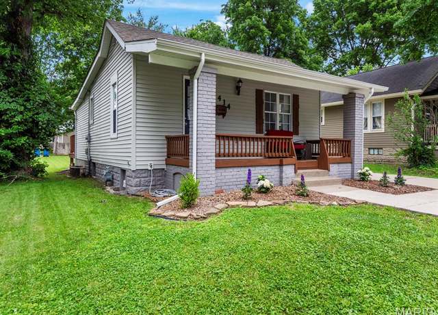 Property at 414 Plum St, Edwardsville, IL 62025, 2 beds, 1 bath