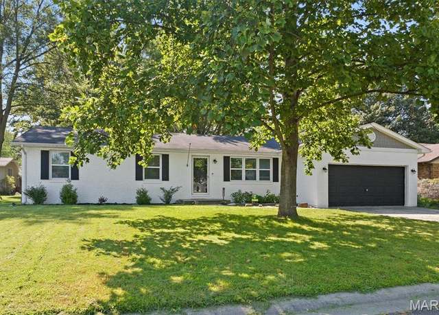 Property at 507 Jackson St, Mascoutah, IL 62258, 4 beds, 2 baths