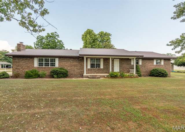 Property at 30 County Road 560, Poplar Bluff, MO 63901, 4 beds, 3 baths
