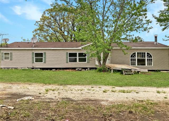 Property at 35480 Highway 133, Meta, MO 65058, 3 beds, 2 baths