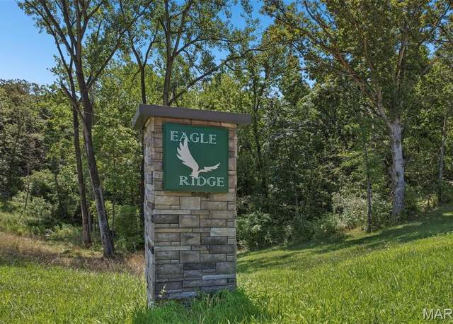 Property at 20 Lake Pointe Ln, Litchfield, IL 62056
