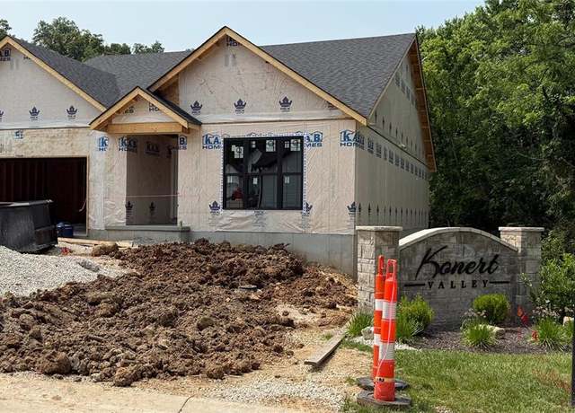 Property at 701 Konert Xing, Fenton, MO 63026, 3 beds, 2 baths