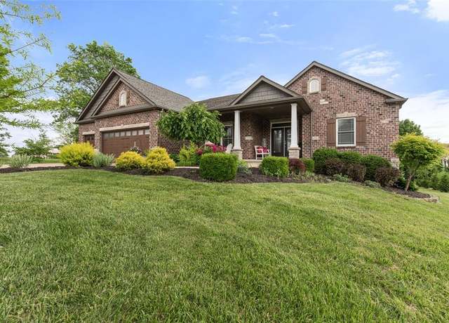 Property at 12420 Court Dr, Sunset Hills, MO 63127, 3 beds, 3.5 baths
