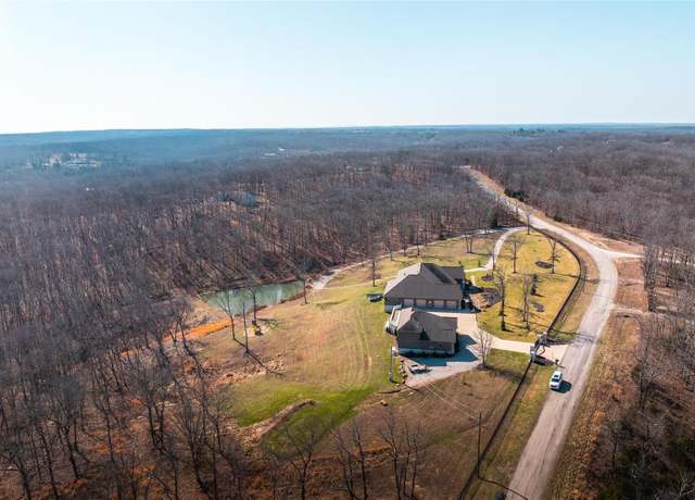 Property at 141 West Hickory Rdg, Steelville, MO 65565, 5 beds, 6 baths