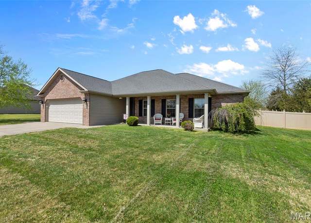 Property at 190 Keystone Dr, Jackson, MO 63755, 3 beds, 2 baths
