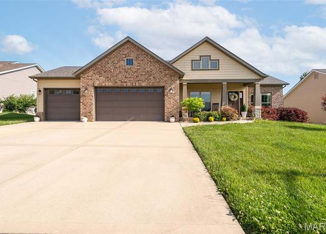 Property at 136 Oakshire Dr Dr, Troy, IL 62294, 4 beds, 3 baths