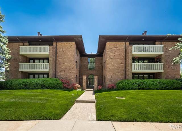 Property at 120 W Essex Ave Unit 1D, Kirkwood, MO 63122, 3 beds, 2 baths