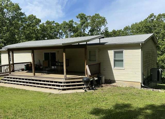 Property at 13957 Fawn Dr, Festus, MO 63028, 4 beds, 2 baths