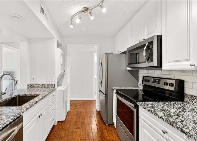 Property at 1477 Bobolink Pl, Brentwood, MO 63144, 2 beds, 1 bath